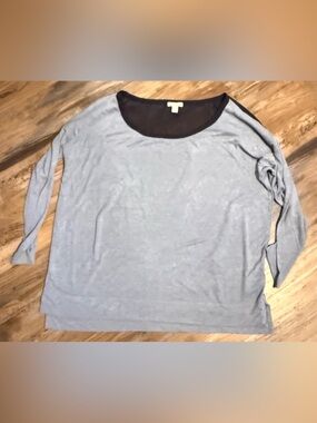GAP Light Blue Long Sleeve Scoop Neck Top with Dark Blue Trim